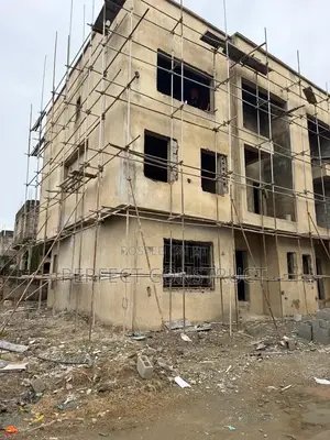 5bdrm Duplex in Perfect Construct, Kado for sale