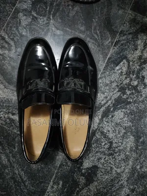 Neat Black Men's Formal Dress Shoe Size 45