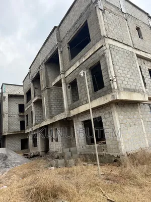 5bdrm Duplex in Perfect Construct, Kado for sale