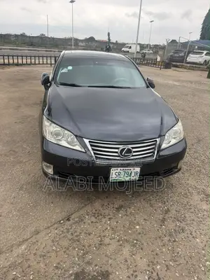 Lexus ES 350 2011 Black