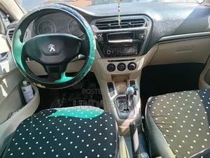Peugeot 301 2012
