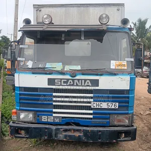 Scania 82M