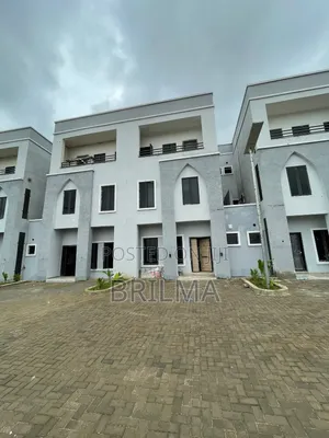 4bdrm Duplex in Jahi for sale