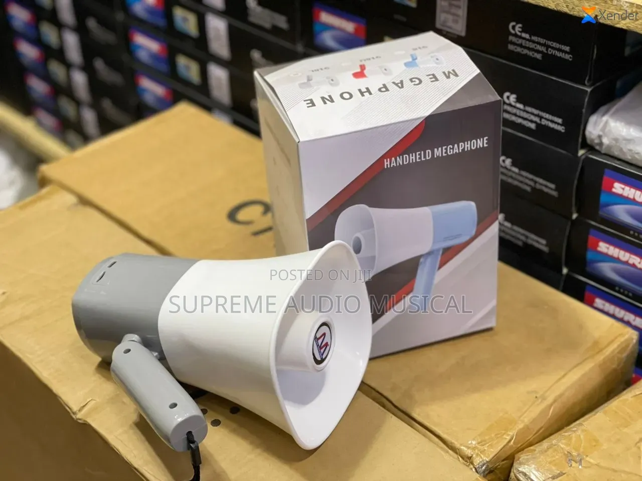 Megaphone Outdoor