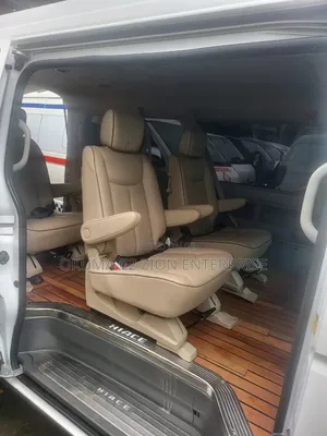 Toyota HiAce 2008 White