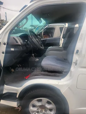 Toyota HiAce 2008 White