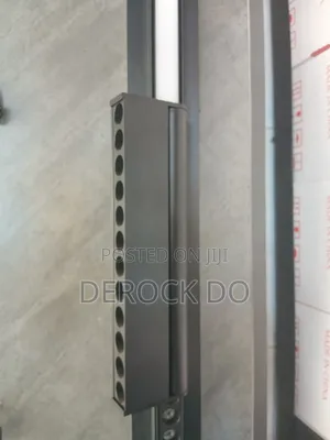 Magnetic Track Light