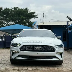 Ford Mustang 2019 White