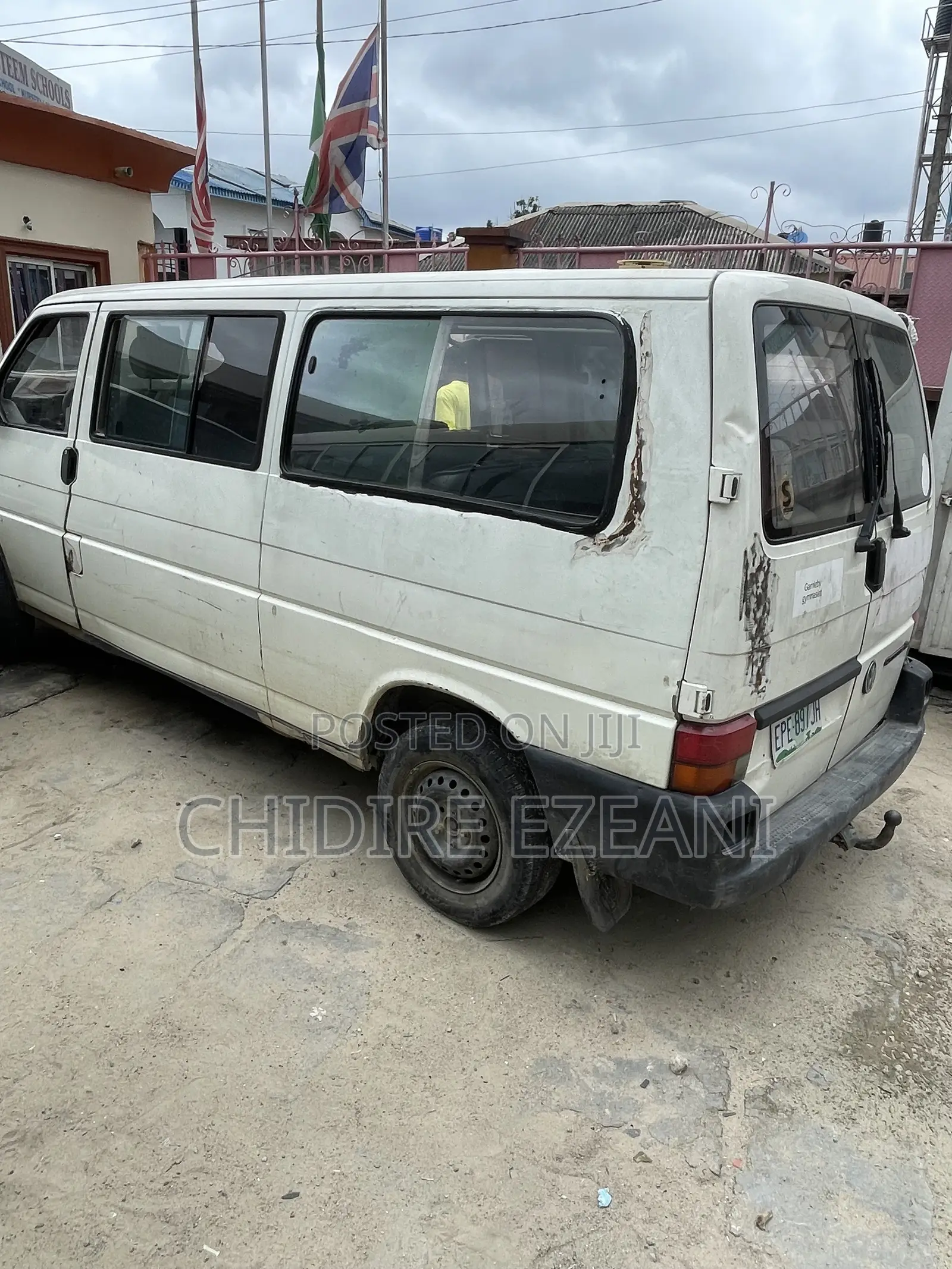Volkswagen Transporter 2002 White
