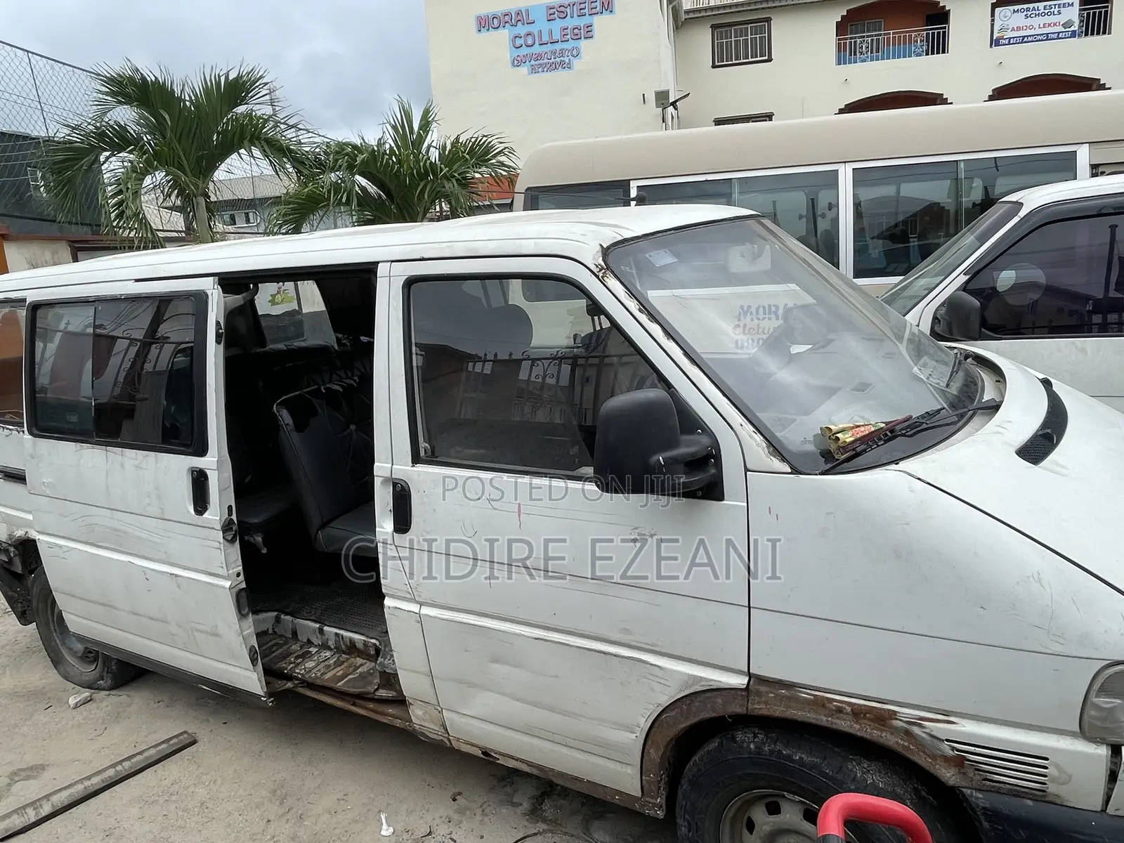 Volkswagen Transporter 2002 White