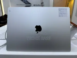 Laptop Apple MacBook Pro 2021 M1 32GB Apple M1 Pro SSD 512GB