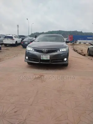 Toyota Camry 2013 Gray