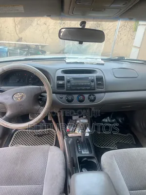 Toyota Camry 2004 Silver