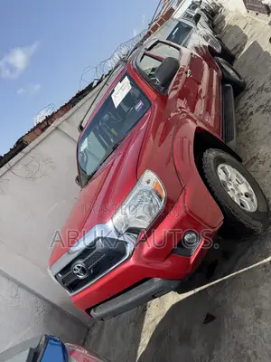 Toyota Tacoma X-Runner V6 2012 Red