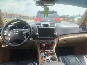 Toyota Highlander Limited 2012 Black