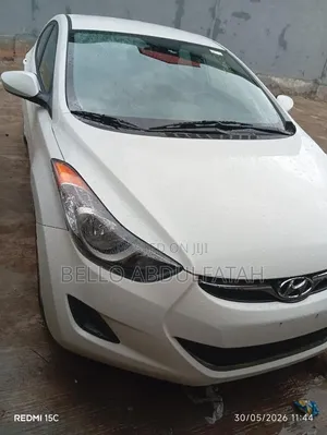 Hyundai Elantra 2013 White