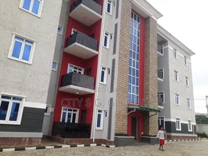 3bdrm Block of Flats in Jahi Gilmore for rent