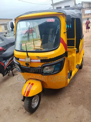 TVS Apache 180 RTR 2023 Yellow