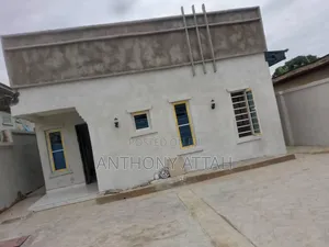 Furnished 8bdrm Bungalow in Governor Road, Pen Cinema for sale