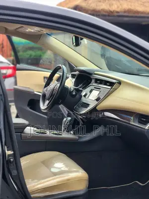 Toyota Avalon Limited 4dr Sedan (3.5L 6cyl 6A) 2014 Black