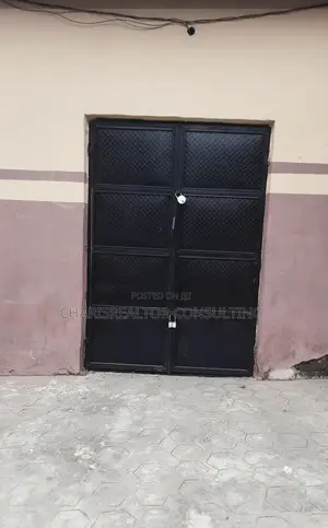 Mini Warehouse Shops