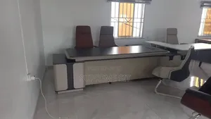 Quality Luxury Imported MD Office Table With Mobile Drawer