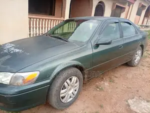 Toyota Camry 2001 Green
