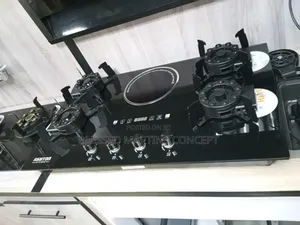 86cm Ashton Kitchen Built-in Flip Ups 4 Burner and 1 Hotplate