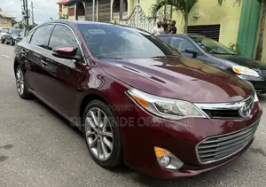 Toyota Avalon 2015