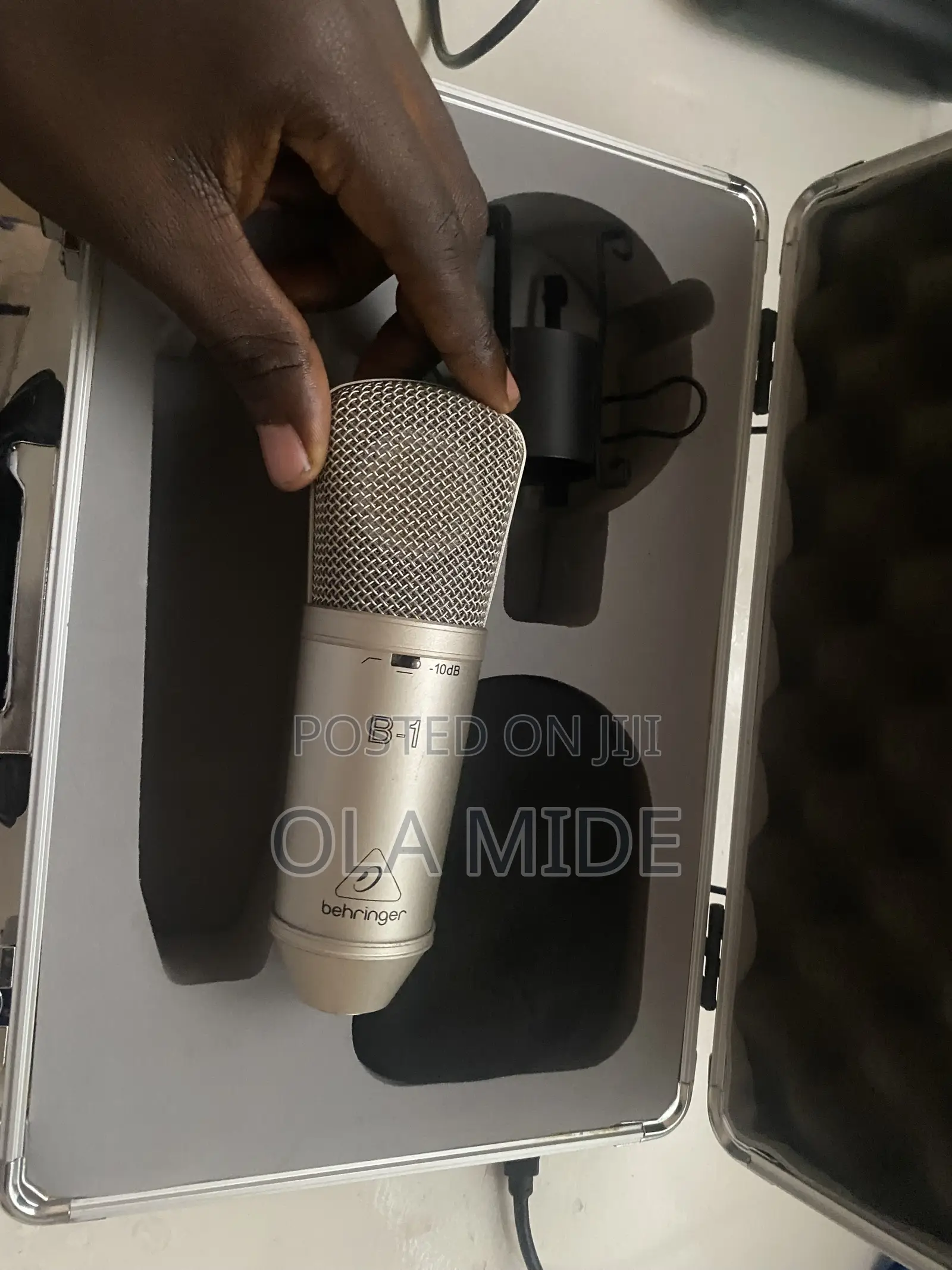 Microphone