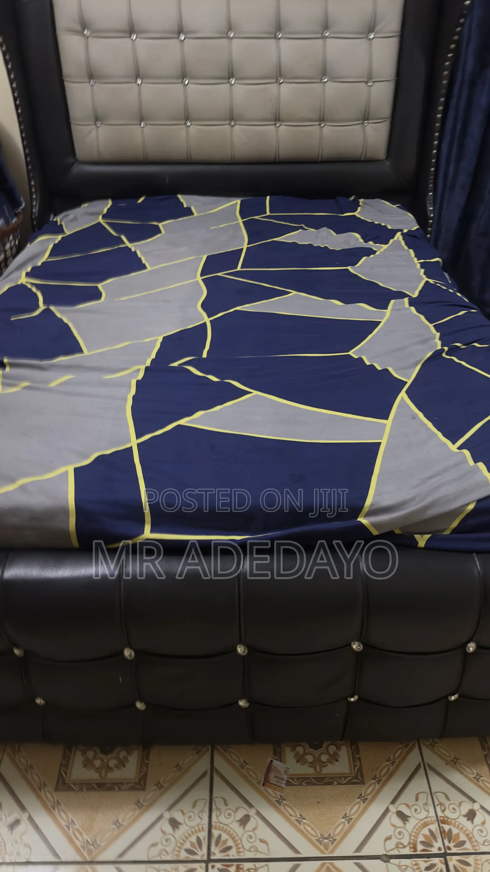 Neatly Used 6by6 Bed With Bedframe