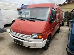 Ford Transit 2002 Red