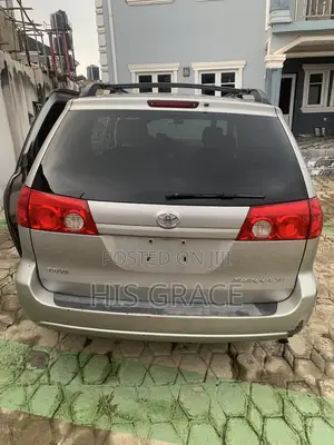 Toyota Sienna XLE 2008 Silver