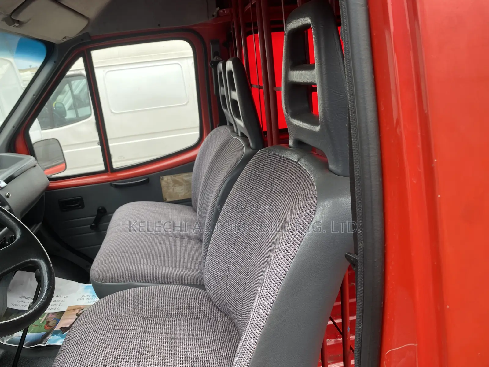 Ford Transit 2002 Red