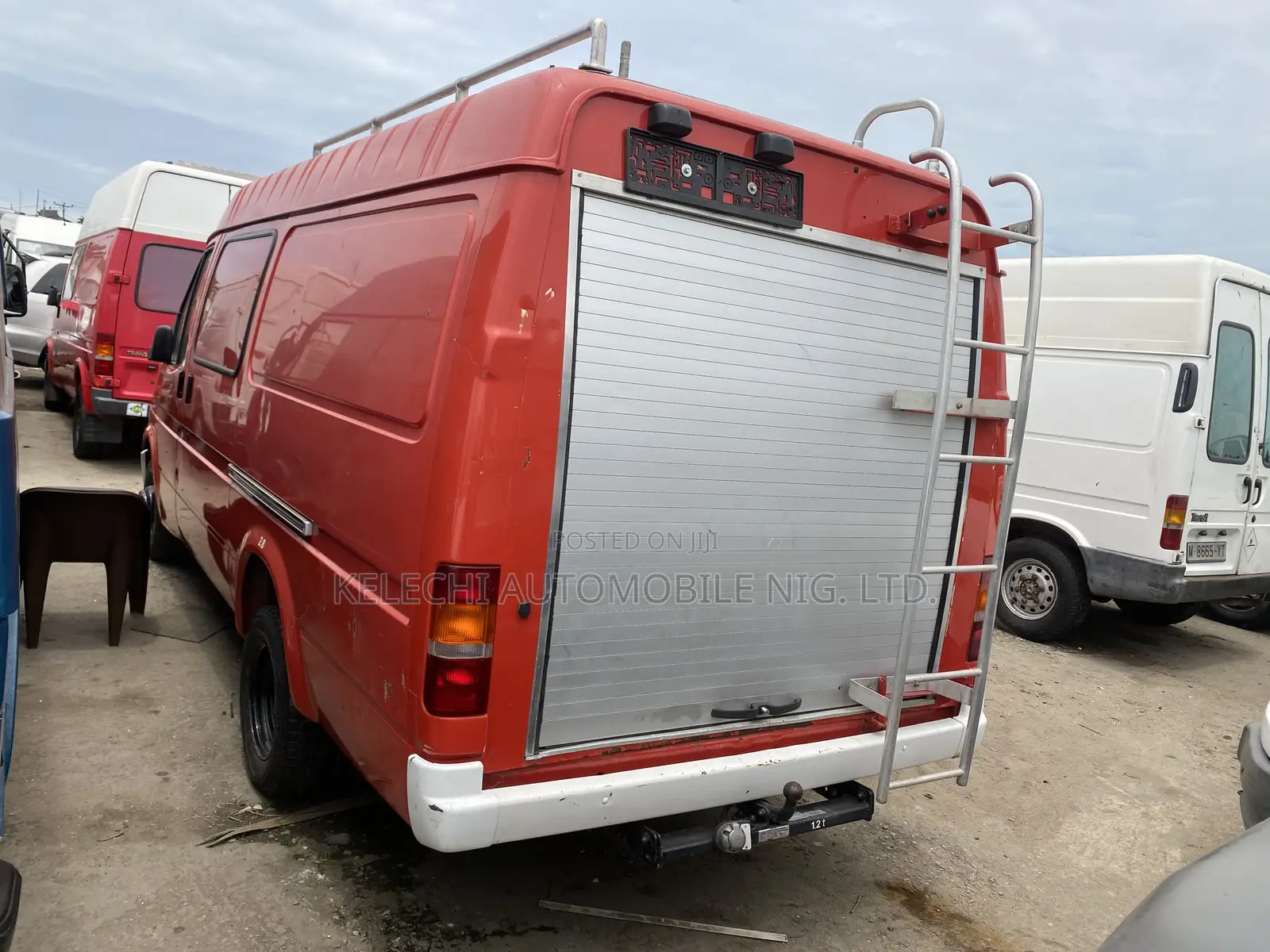Ford Transit 2002 Red