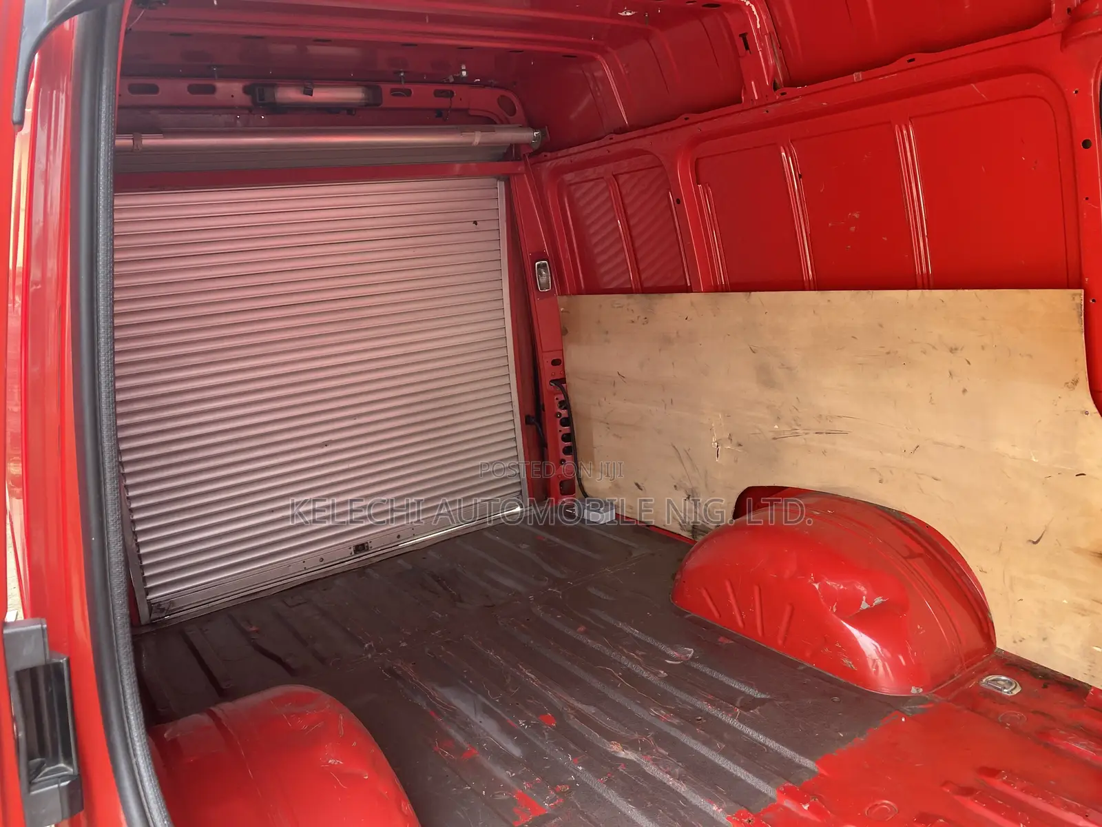 Ford Transit 2002 Red