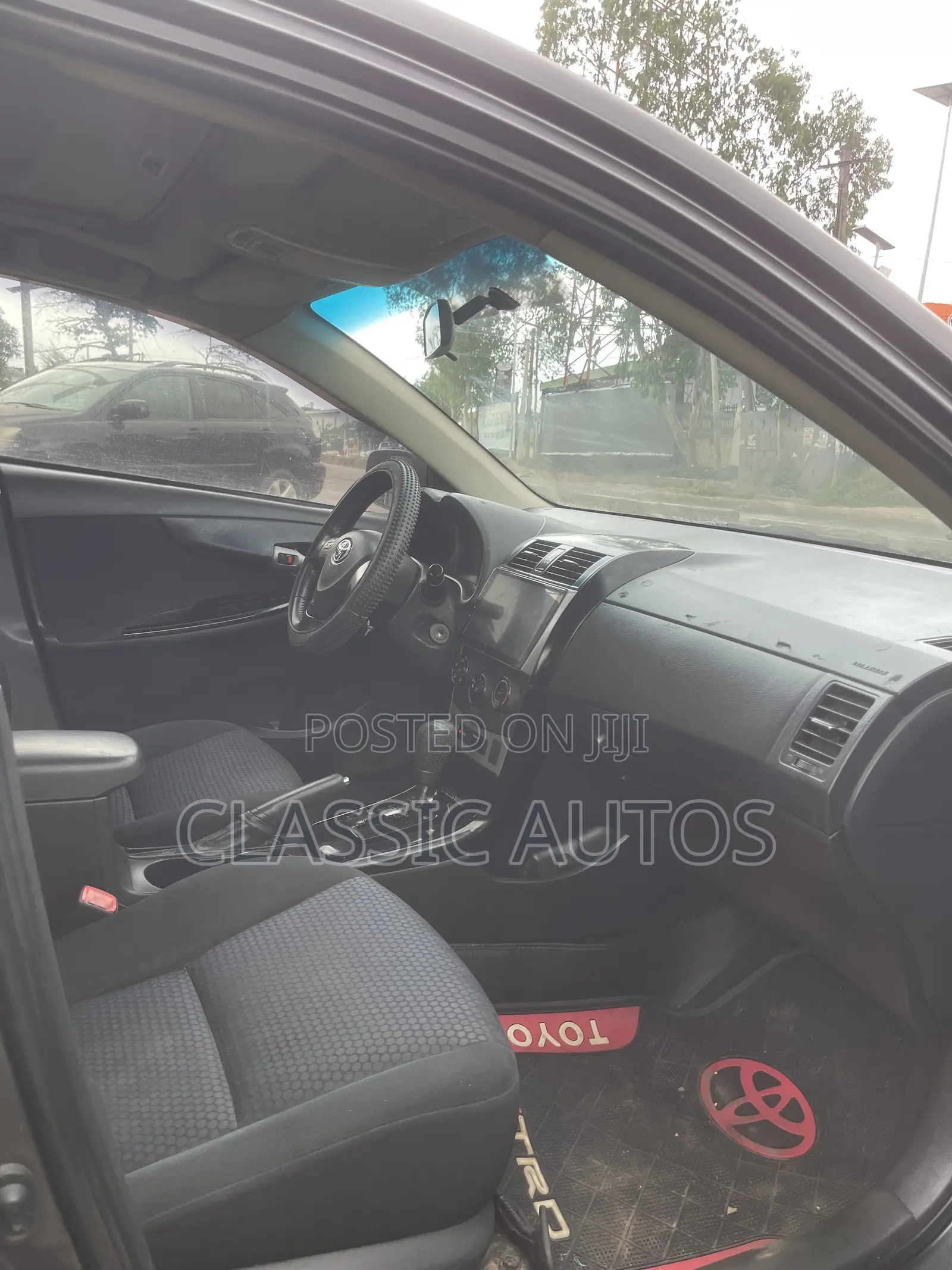 Toyota Corolla 2010 Gray
