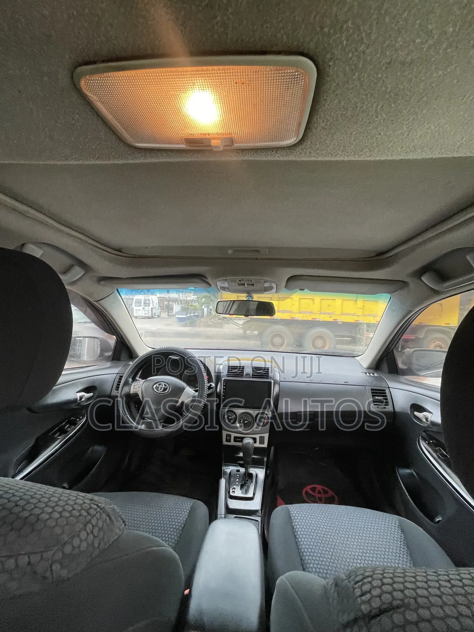Toyota Corolla 2010 Gray