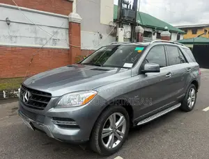 Mercedes-Benz M Class 2012 Green