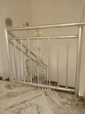 Heavy-Duty Stainless Handrail