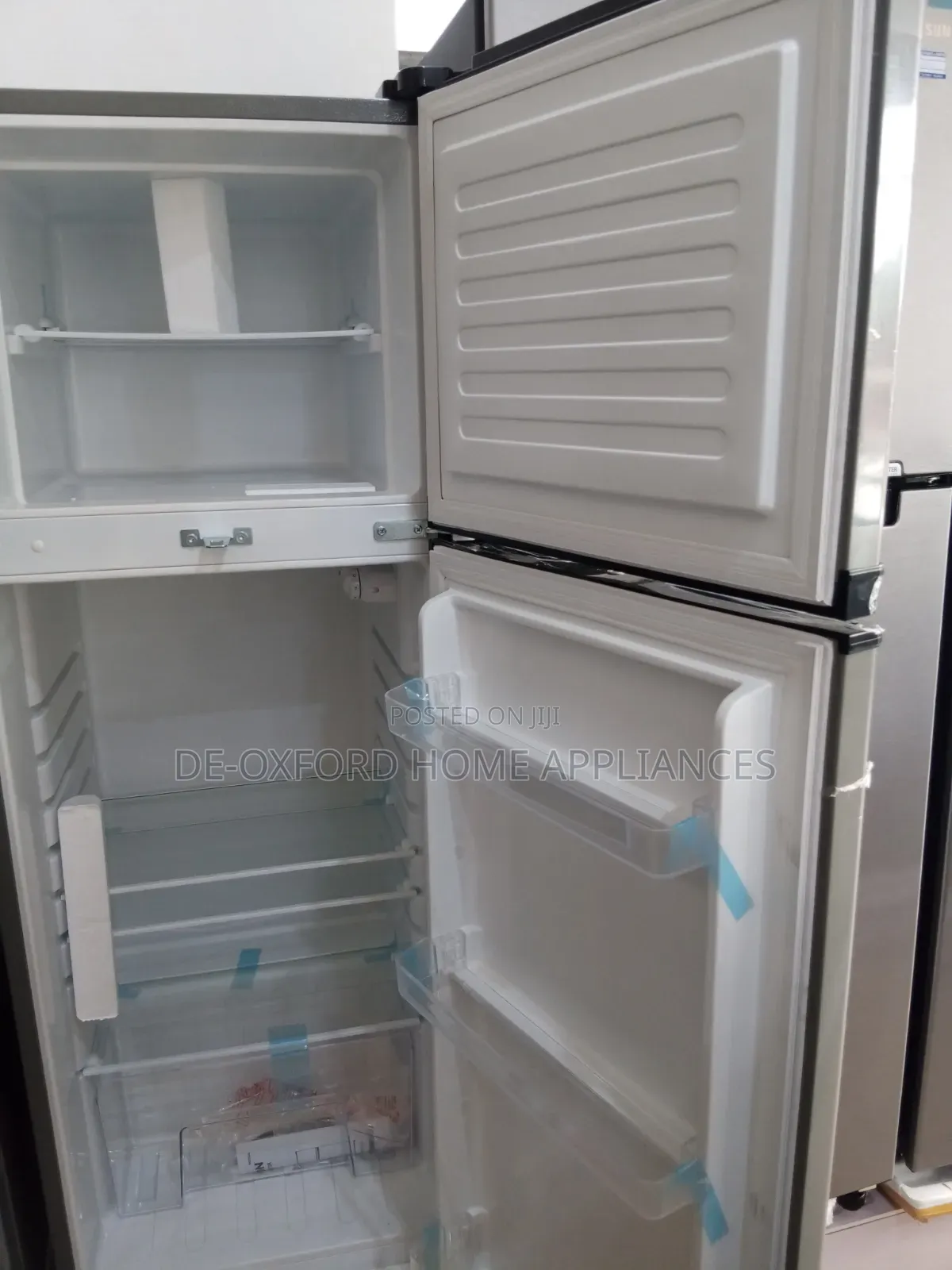 Aeon 205 Double Door Refrigerator
