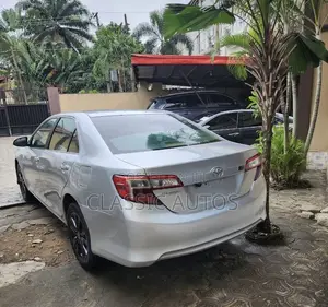 Toyota Camry 2012 Silver