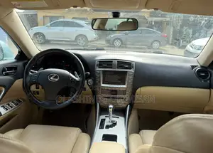 Lexus IS 2008