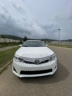 Toyota Camry 2014 White