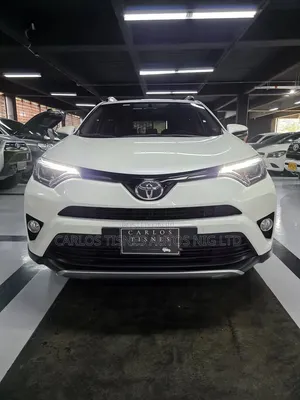 Toyota RAV4 2017 White