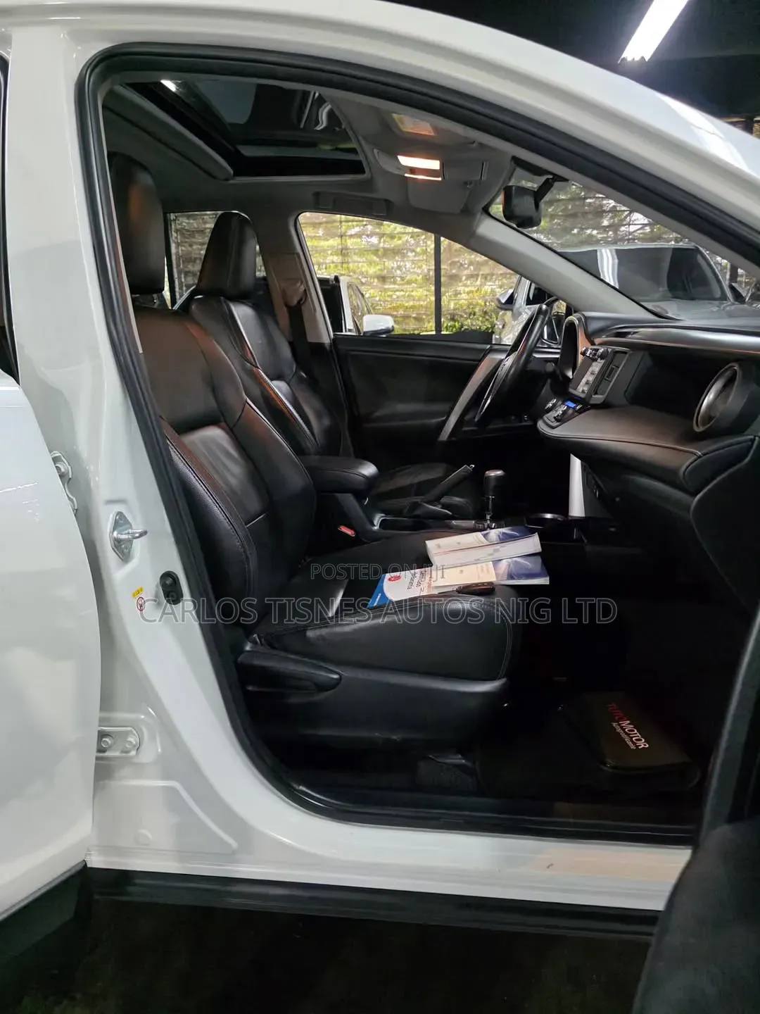 Toyota RAV4 2017 White