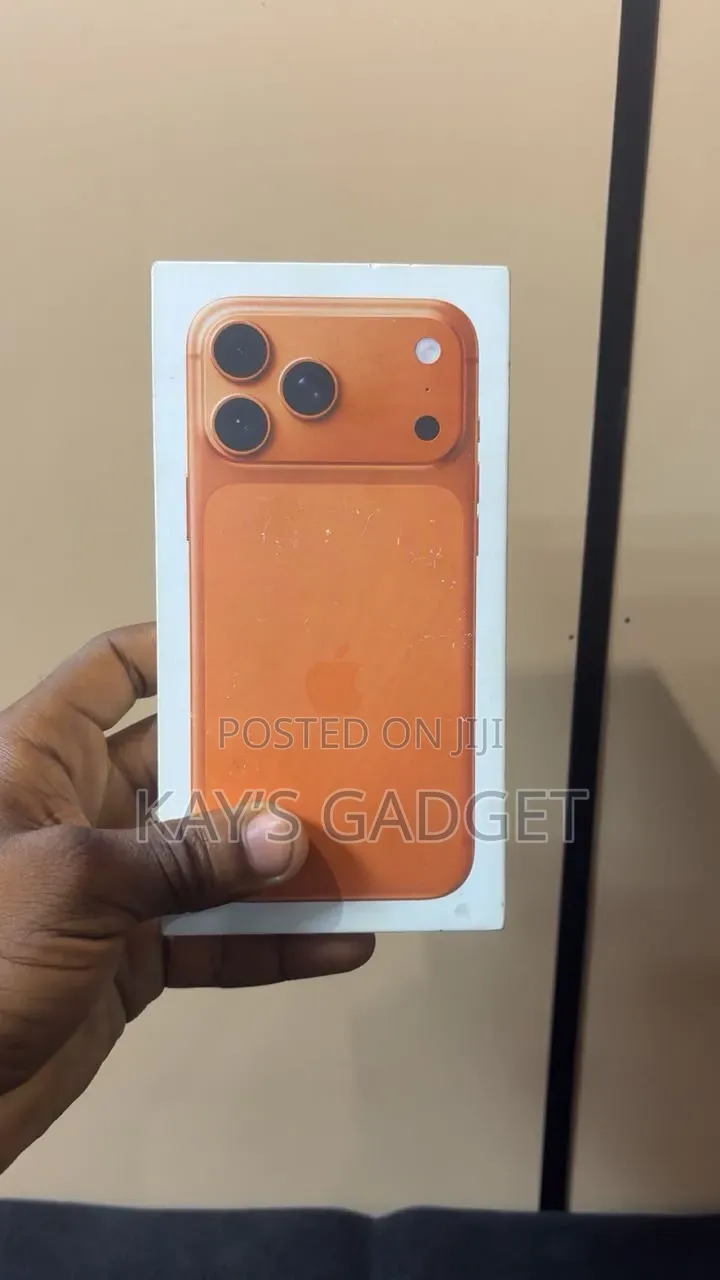 New Apple iPhone 17 Pro Max 256 GB Orange