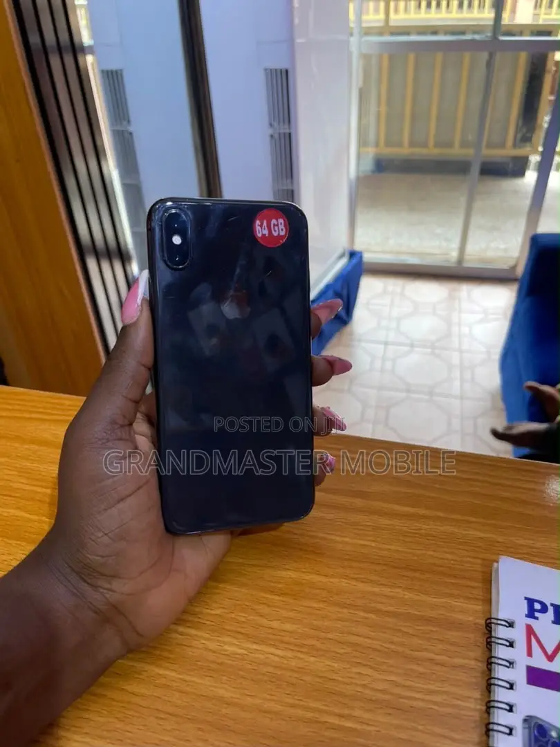 Apple iPhone X 64 GB Black