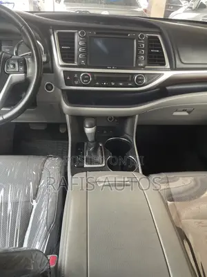 Toyota Highlander Limited 4dr SUV (3.5L 6cyl 6A) 2015 Black
