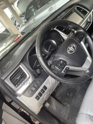 Toyota Highlander Limited 4dr SUV (3.5L 6cyl 6A) 2015 Black
